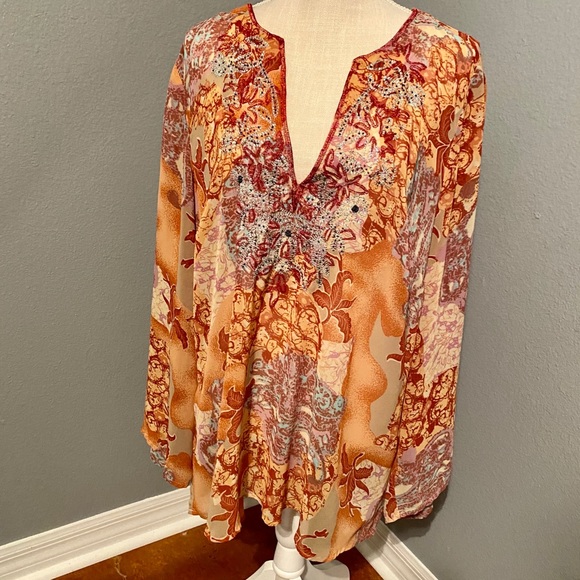 Lane Bryant Tops - LANE BRYANT BOHO LONG SLEEVED TUNIC - V NECK